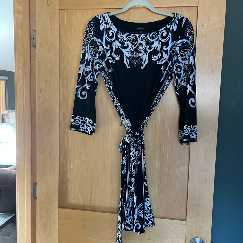 WHBM like new condition tunic dress. Very flattering